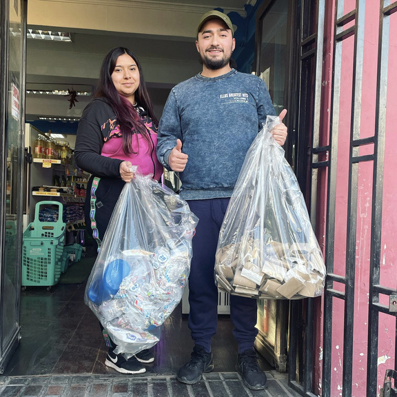 Actividad comunitaria de reciclaje impulsada por Incoludido